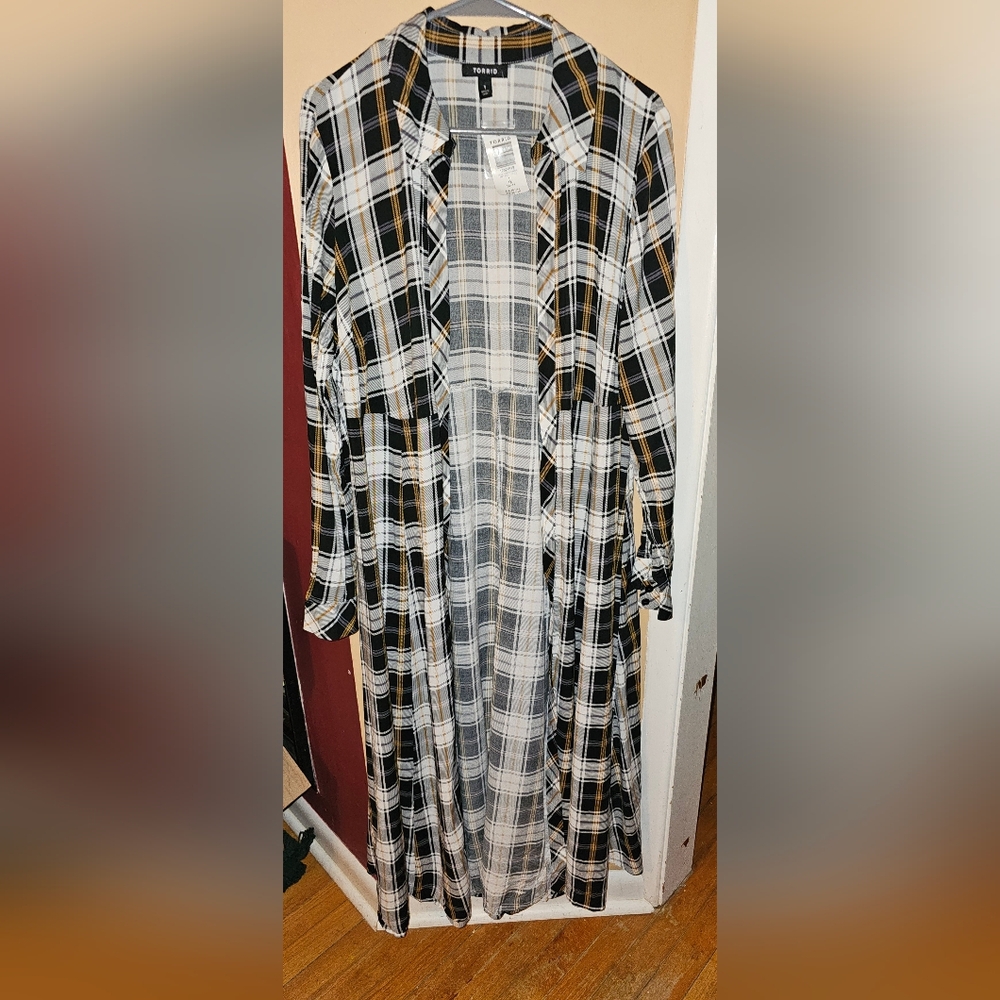 Challis Maxi Shirt Kimono size 1 from Torrid. 1X NWT